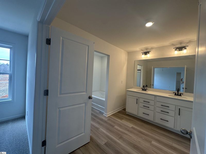 Image 37 of a home in Shiloh Trail.