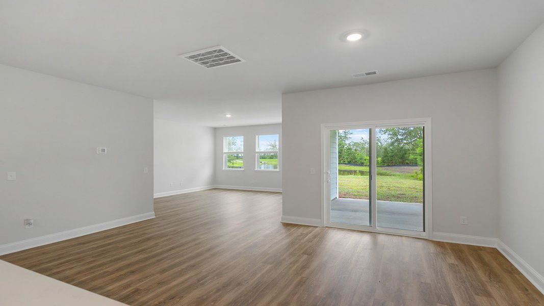 Spacious, unfurnished interior of a new home in Sheep Island, Summerville (Image 18). Spacious, unfurnished interior of a new home in Sheep Island, Summerville (Image 18).
