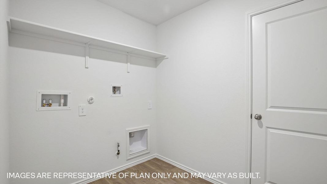 Spacious, unfurnished interior of a new home in Prairie Lakes, Buda (Image 28).