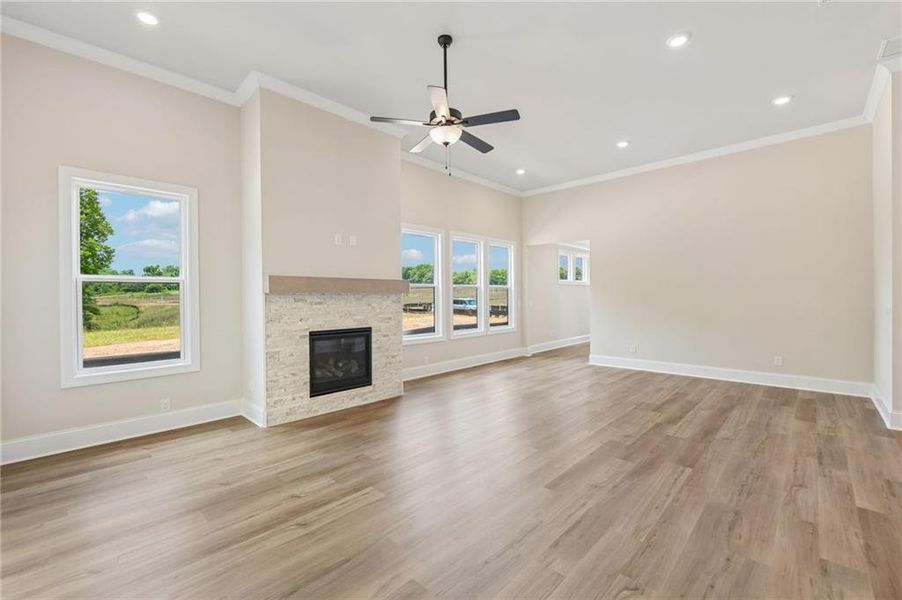 Spacious, unfurnished interior of a new home in Aberdeen, Hoschton (Image 21). Spacious, unfurnished interior of a new home in Aberdeen, Hoschton (Image 21).