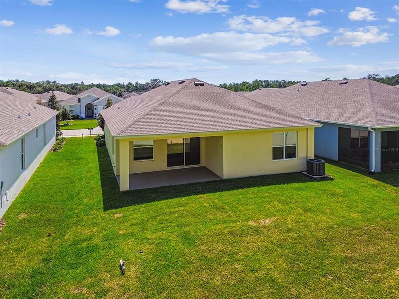 Exterior details and patio area of a home in Cascades at Southern Hills, Brooksville (Image 27).