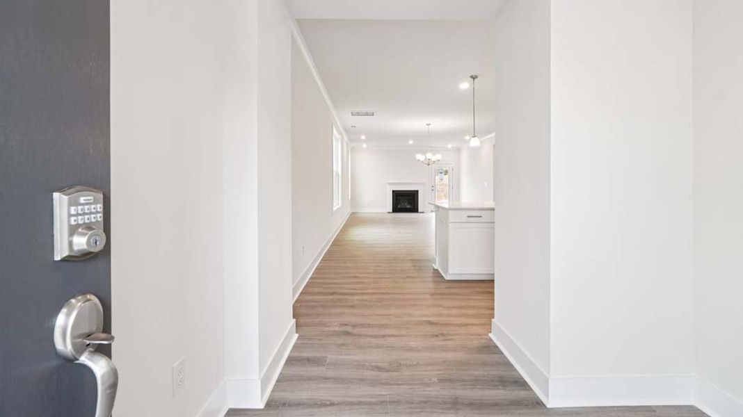 Spacious, unfurnished interior of a new home in Laurelbrook, Sherrills Ford (Image 12).