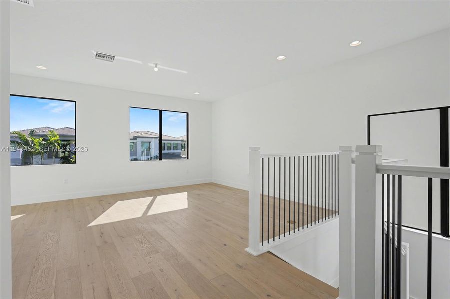 Spacious, unfurnished interior of a new home in Lotus Edge, Boca Raton (Image 41).