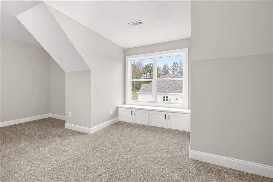 Spacious, unfurnished interior of a new home in , Jefferson (Image 44).
