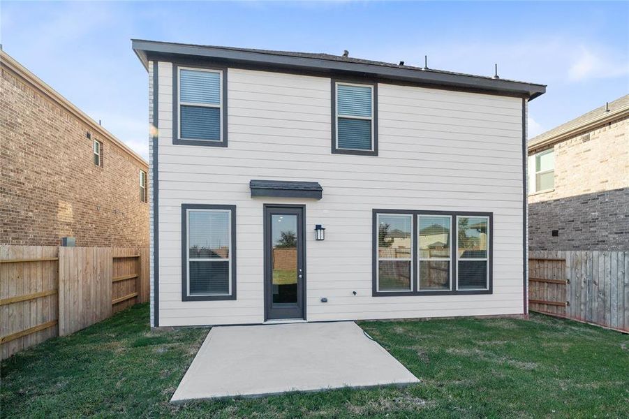 This backyard is enjoyable for everyone! From pets playing, kids jumping on the trampoline, or even having a garden, this amazing backyard provides space for endless activities for the whole family!