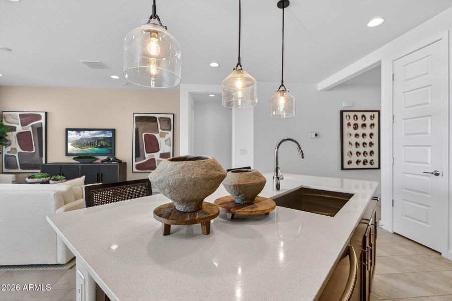 16-web-or-mls-47S 83rd Cir