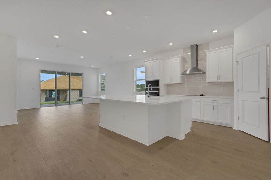 2,736sf New Home in Apopka, FL.  - Slide 27