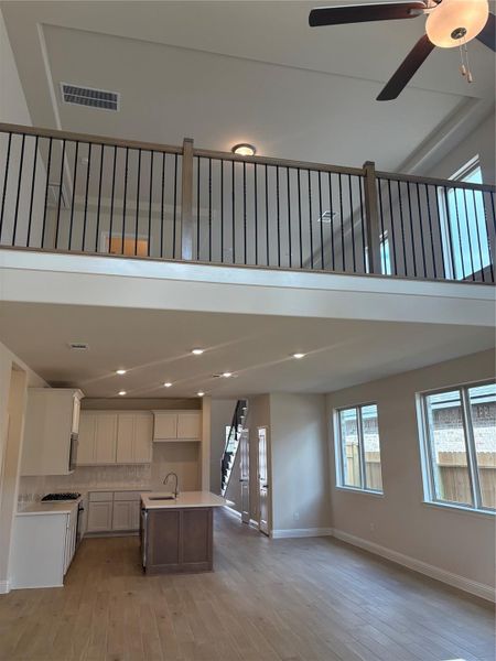 Spacious, unfurnished interior of a new home in Evergreen 40', Conroe (Image 25).