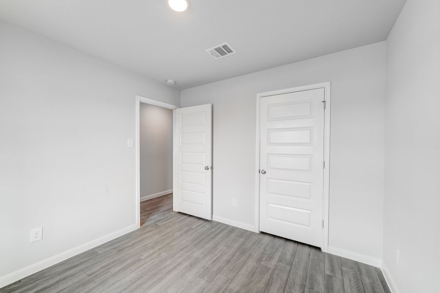 Representative unfurnished interior of a home built from the Washington by National HomeCorp in The Quarry, Cuero (Image 20). Representative unfurnished interior of a home built from the Washington by National HomeCorp in The Quarry, Cuero (Image 20).