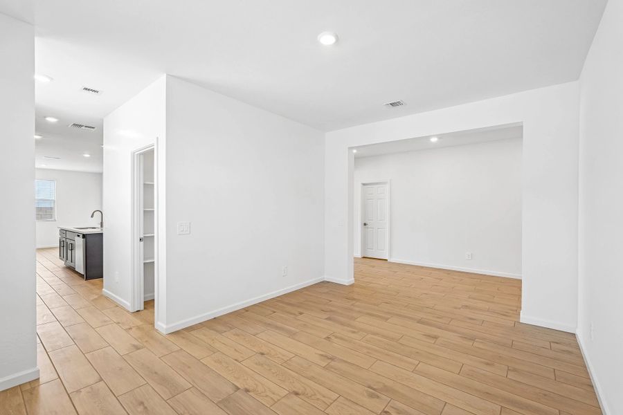 Formal Dining with pass through to butler's pantry