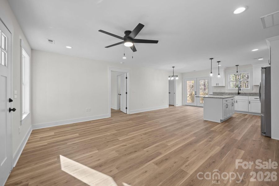Spacious, unfurnished interior of a new home in , Salisbury (Image 10).