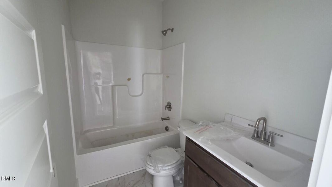 Lot 154 Surrey (14) (Medium)