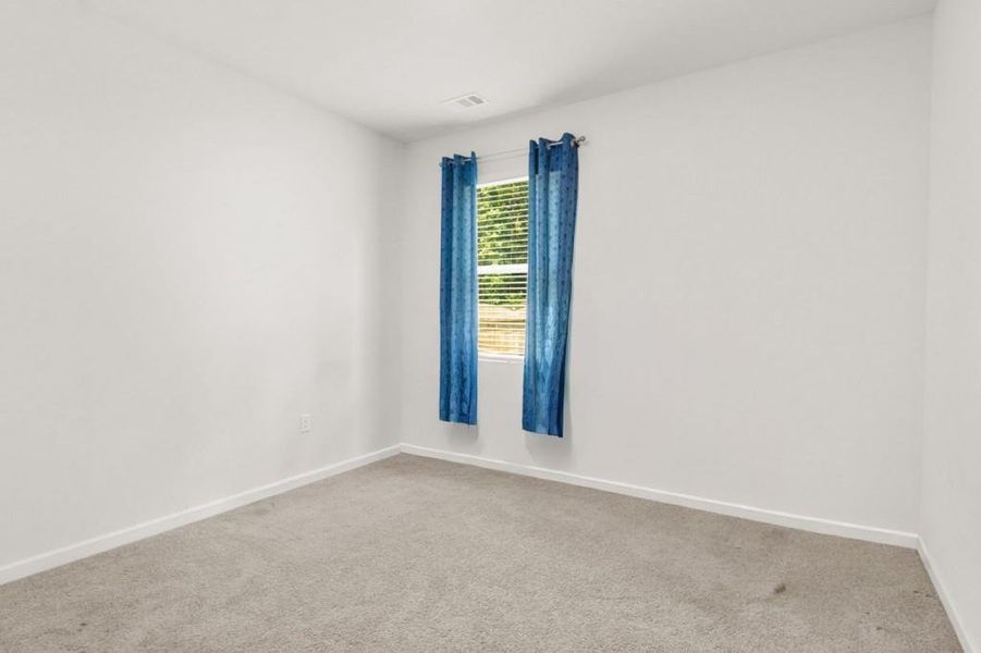 Spacious, unfurnished interior of a new home in , Dawsonville (Image 20).