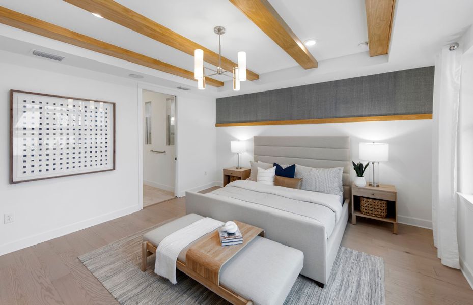 Spacious owner's suite Spacious owner's suite