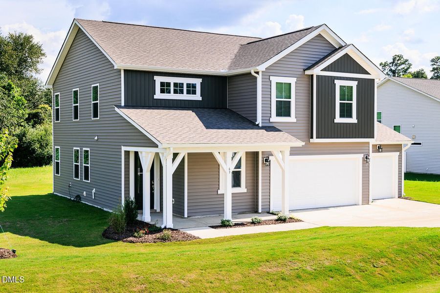 RDU_BeverlyPlace_Lot126_Redwood_QMI_ExtF