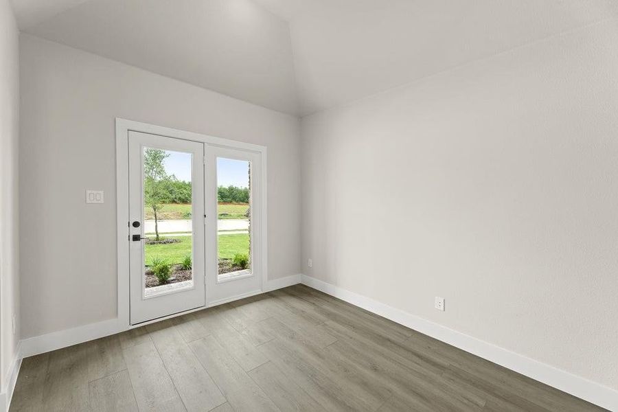 Spacious, unfurnished interior of a new home in Valencia on The Lake, Little Elm (Image 11). Spacious, unfurnished interior of a new home in Valencia on The Lake, Little Elm (Image 11).