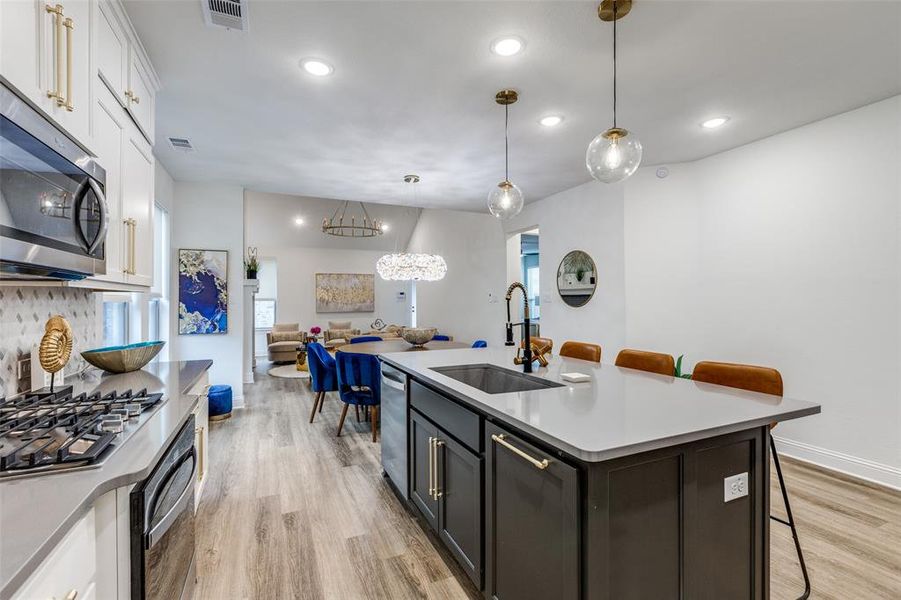 Furnished interior view inside a new home in Cambridge Crossing, Celina (Image 31).