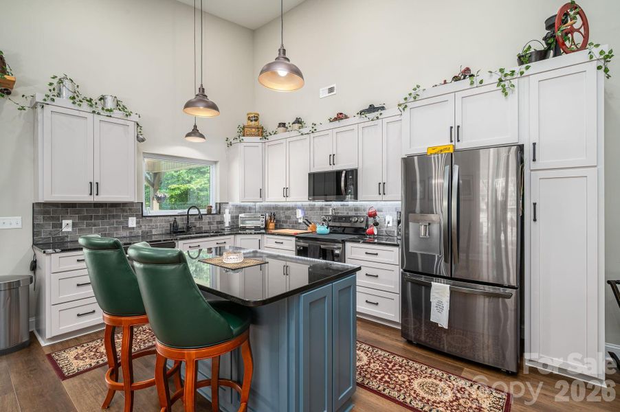 Furnished interior view inside a new home in , Lincolnton (Image 11).