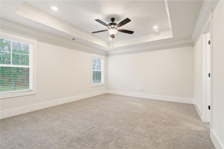 Spacious, unfurnished interior of a new home in Alcovy Station, Covington (Image 38).