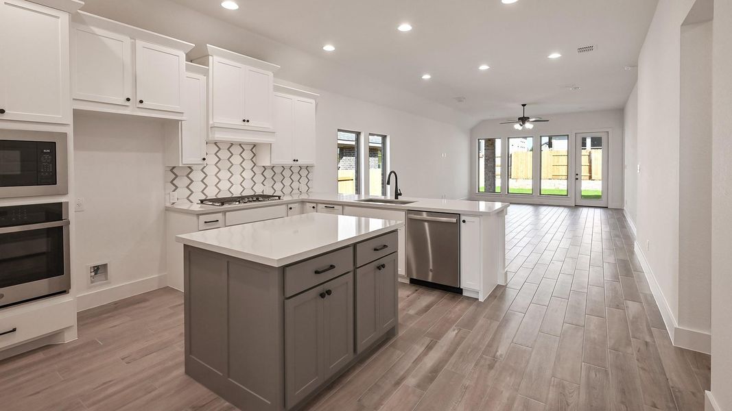 Furnished interior view inside a new home in Crosswinds 50', Kyle (Image 4). Furnished interior view inside a new home in Crosswinds 50', Kyle (Image 4).