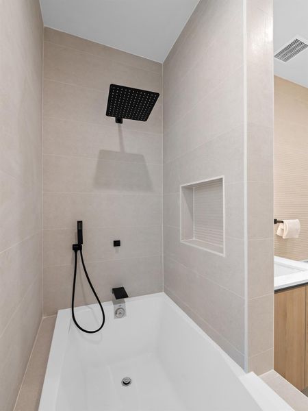 Furnished interior view inside a new home in , Fort Lauderdale (Image 20). Furnished interior view inside a new home in , Fort Lauderdale (Image 20).