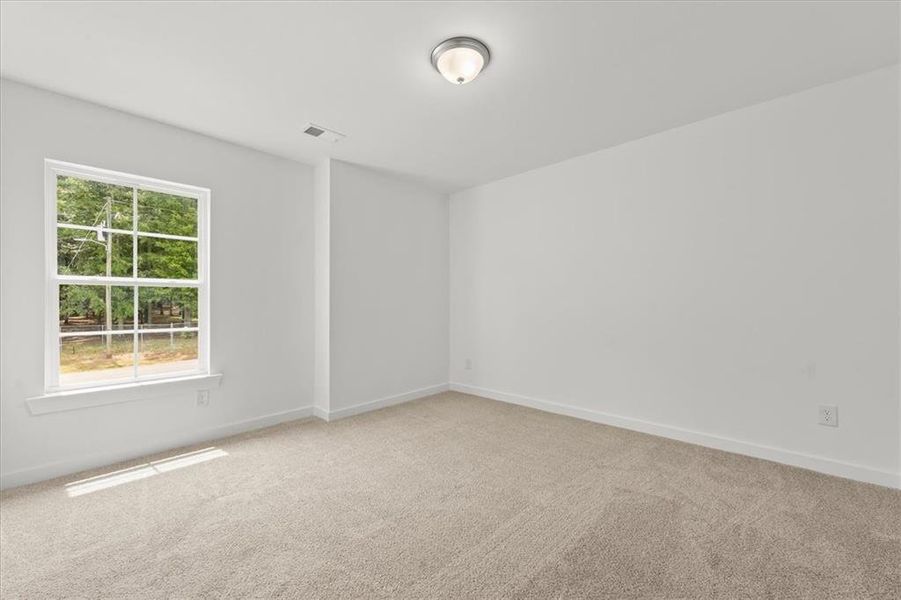 Spacious, unfurnished interior of a new home in Ellington Farms, Statham (Image 30).
