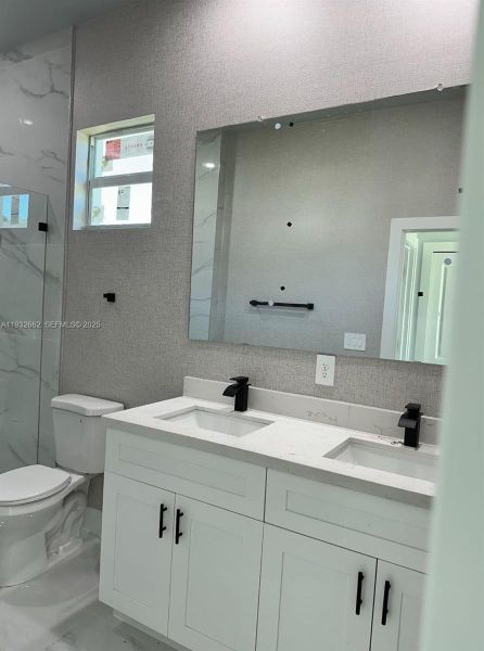 Furnished interior view inside a new home in , Lehigh Acres (Image 7).