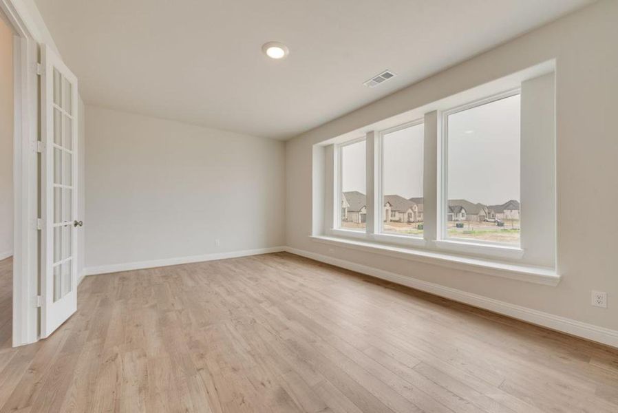 Spacious, unfurnished interior of a new home in Monterra, Fate (Image 30). Spacious, unfurnished interior of a new home in Monterra, Fate (Image 30).
