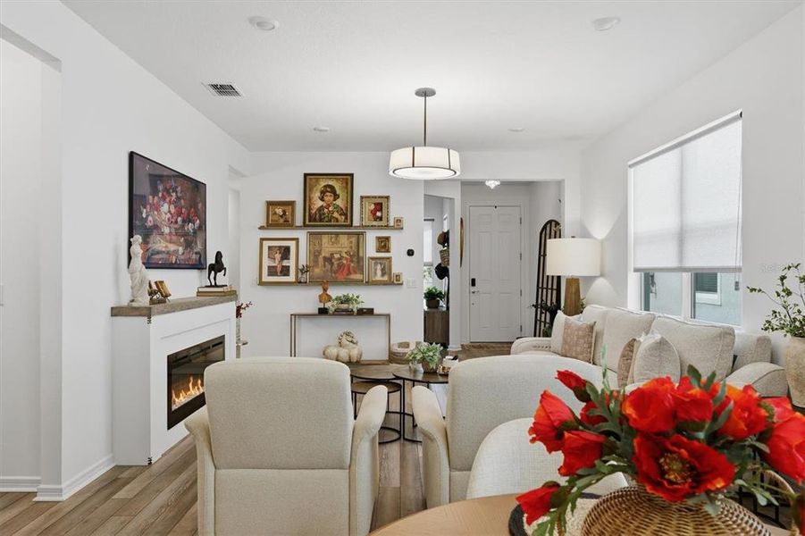 Furnished interior view inside a new home in Del Webb BayView, Parrish (Image 9). Furnished interior view inside a new home in Del Webb BayView, Parrish (Image 9).
