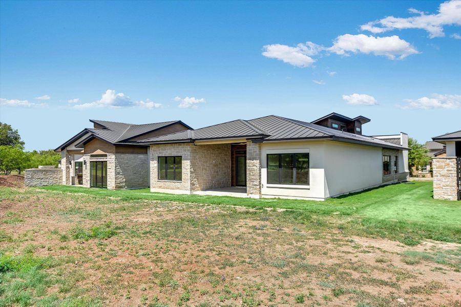 Exterior details and patio area of a home in , Horseshoe Bay (Image 26).