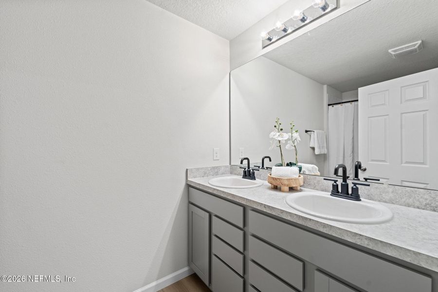 Furnished interior view inside a new home in , Jacksonville (Image 7).