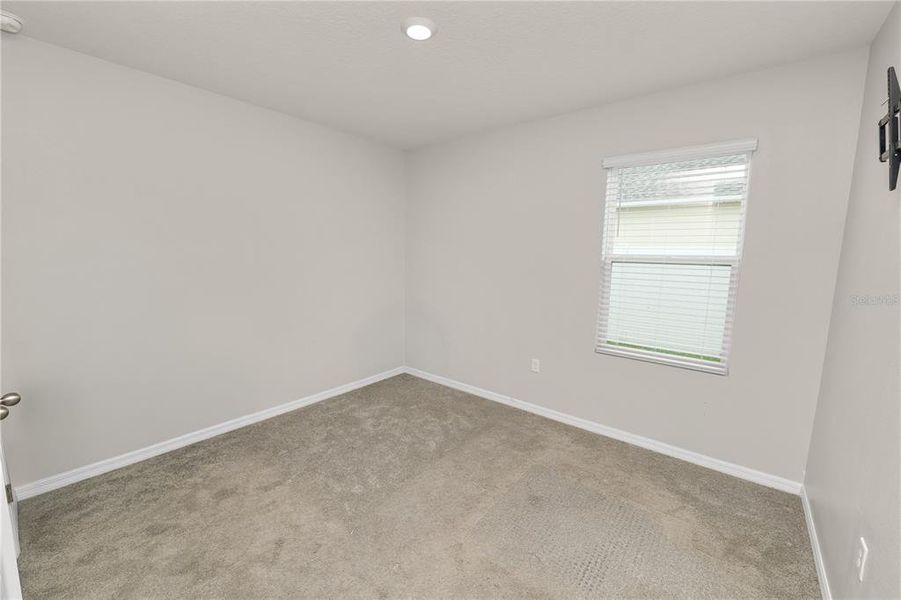 Spacious, unfurnished interior of a new home in Wind Meadows South, Bartow (Image 39). Spacious, unfurnished interior of a new home in Wind Meadows South, Bartow (Image 39).