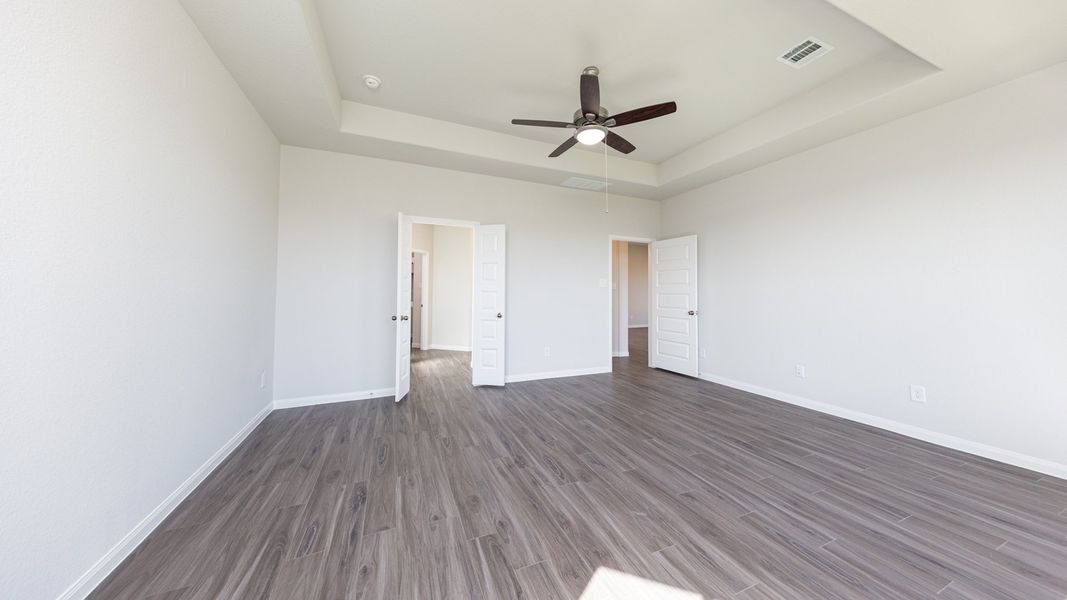 Representative unfurnished interior of a home built from the The Landry by Legend Homes in Cinco Lakes, San Antonio (Image 24).