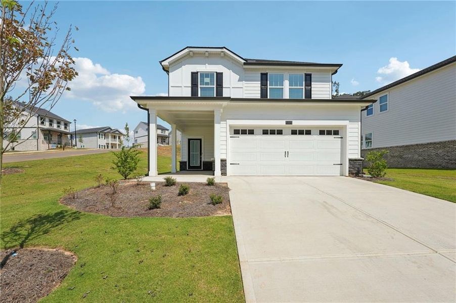 Exterior details and patio area of a home in Hemingway - Reserve Series, Cumming (Image 24).