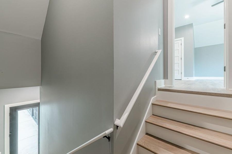 Spacious, unfurnished interior of a new home in , Bremen (Image 34).