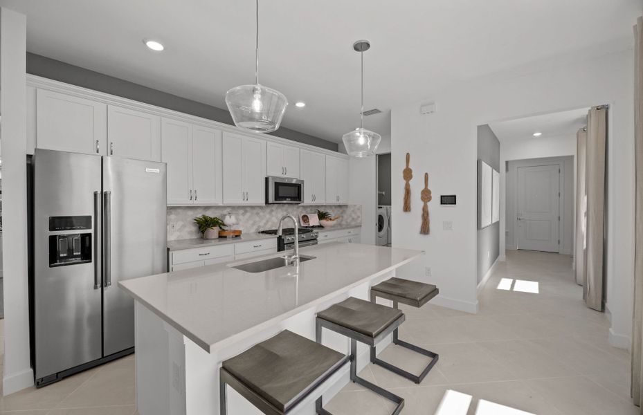 Furnished interior view inside a new home in Del Webb Catalina, Lakewood Ranch (Image 11).