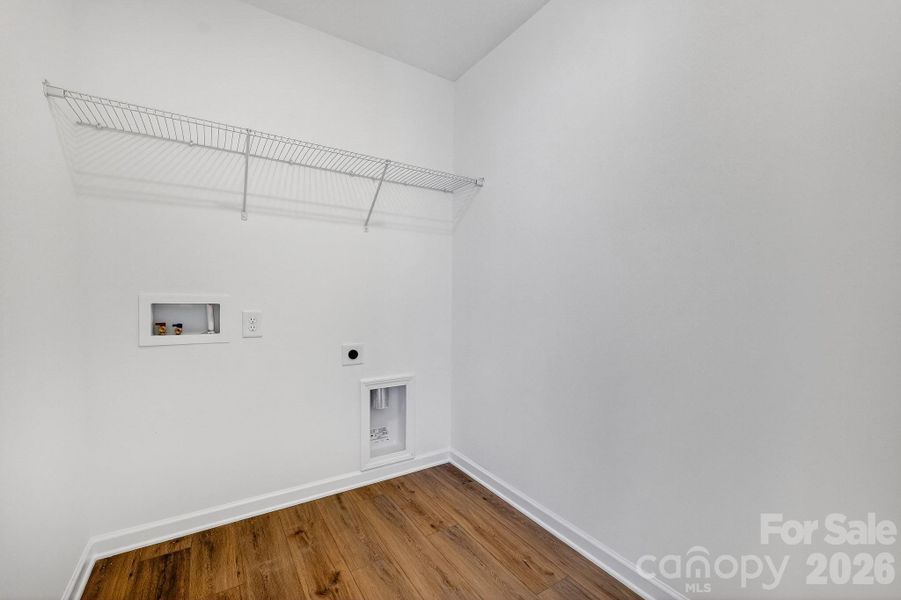 Spacious, unfurnished interior of a new home in The Vines, Charlotte (Image 16).