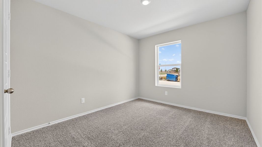 Representative unfurnished interior of a home built from the Bailey by D.R. Horton in Sunnycreek, Crowley (Image 35).