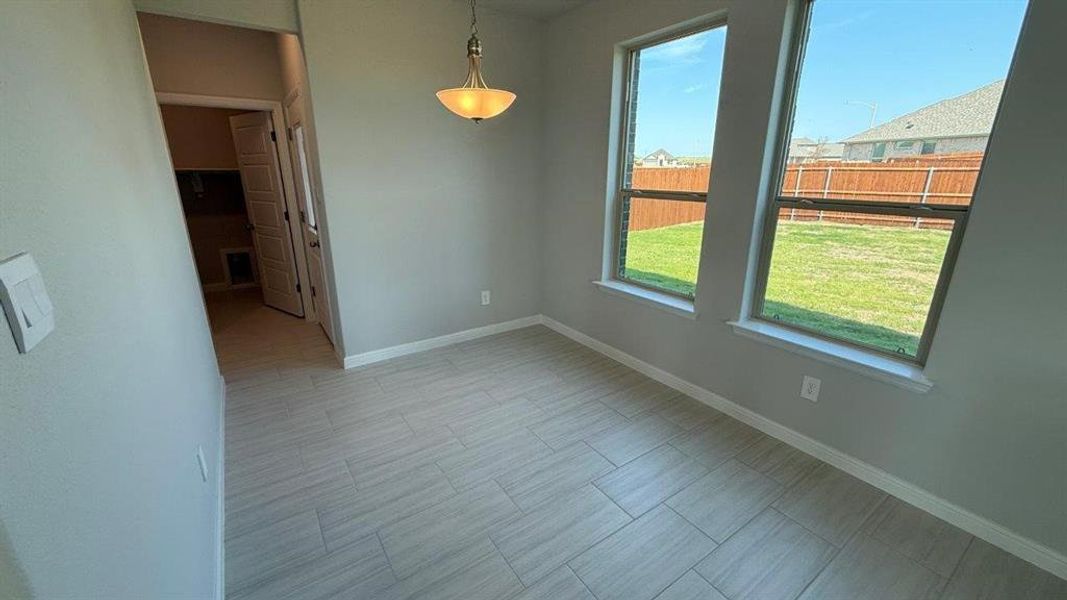 Spacious, unfurnished interior of a new home in Saratoga, Granbury (Image 8). Spacious, unfurnished interior of a new home in Saratoga, Granbury (Image 8).