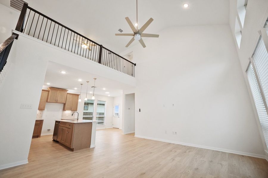 Spacious, unfurnished interior of a new home in The Hills of Bear Creek, Manchaca (Image 12).