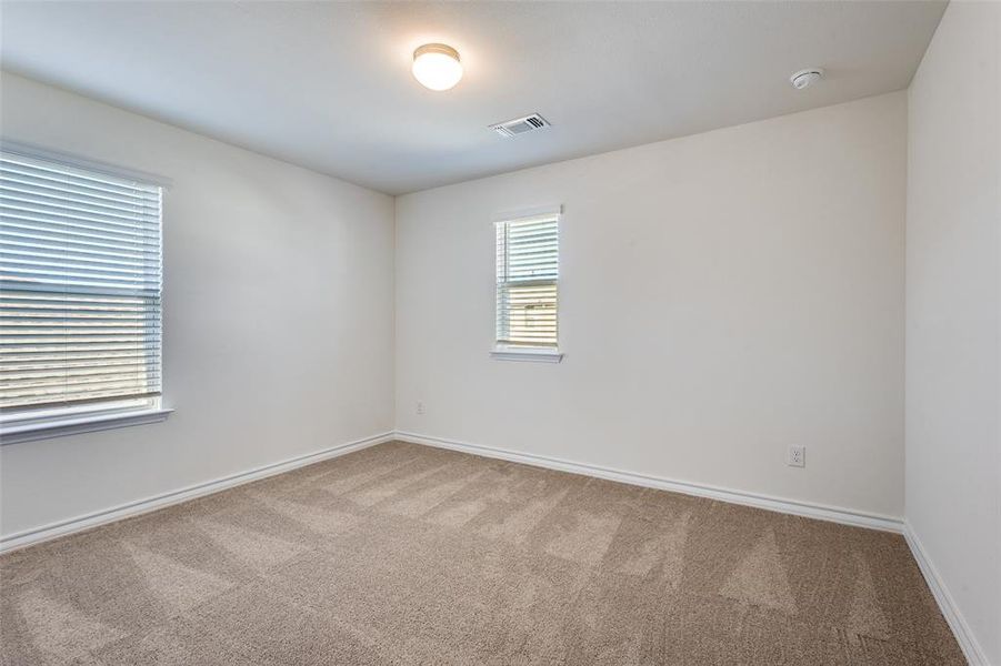 Spacious, unfurnished interior of a new home in Princeton Estates, Princeton (Image 26).