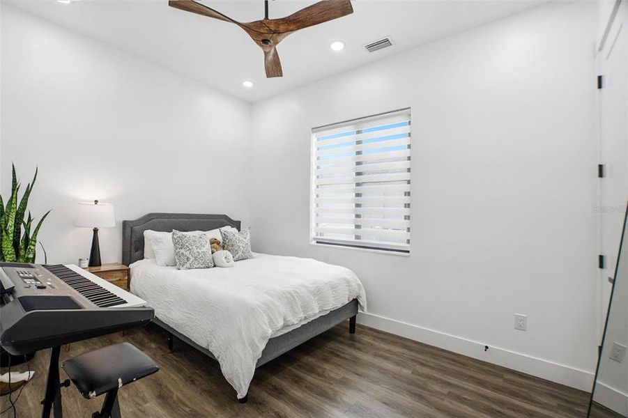 Furnished interior view inside a new home in , Port Charlotte (Image 51).