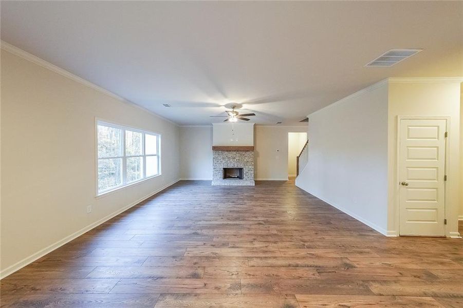 Spacious, unfurnished interior of a new home in , Dawsonville (Image 19).