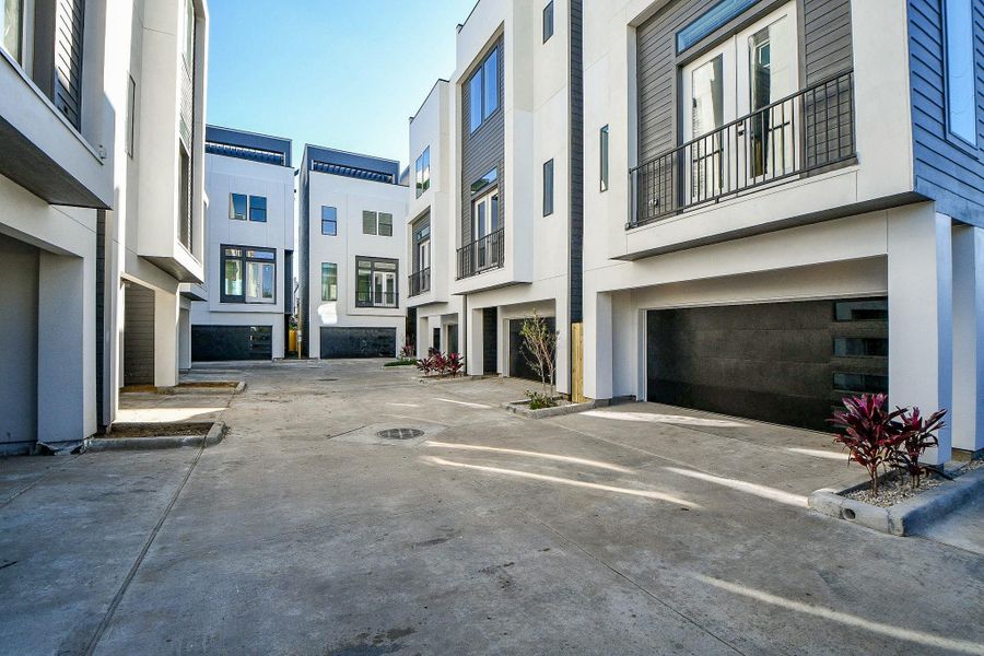 Image 30 of a home in .