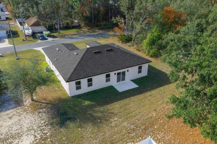 Exterior details and patio area of a home in , Ocala (Image 34).