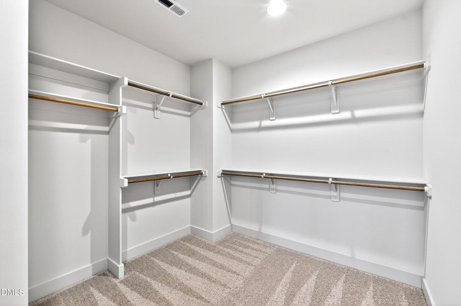 982 Helix (37) 982 Helix (37)