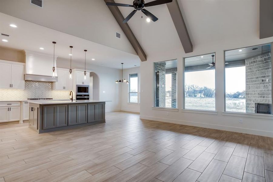 Spacious, unfurnished interior of a new home in Prairie Winds Estates, Poolville (Image 36). Spacious, unfurnished interior of a new home in Prairie Winds Estates, Poolville (Image 36).