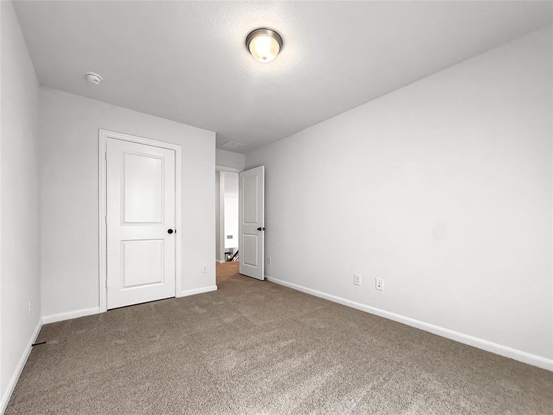 Spacious, unfurnished interior of a new home in Travis Ranch, Forney (Image 21).