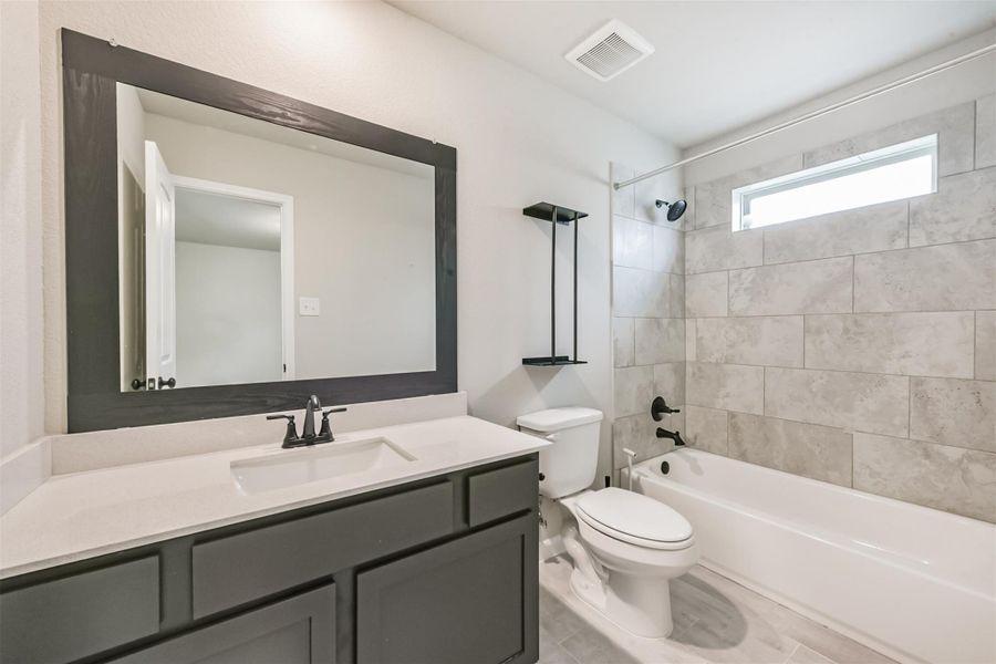 Private bathroom (second Full Bathroom) for the 2nd floor primary bedroom Private bathroom (second Full Bathroom) for the 2nd floor primary bedroom