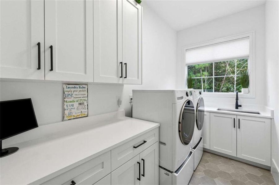 Furnished interior view inside a new home in , Roswell (Image 38).